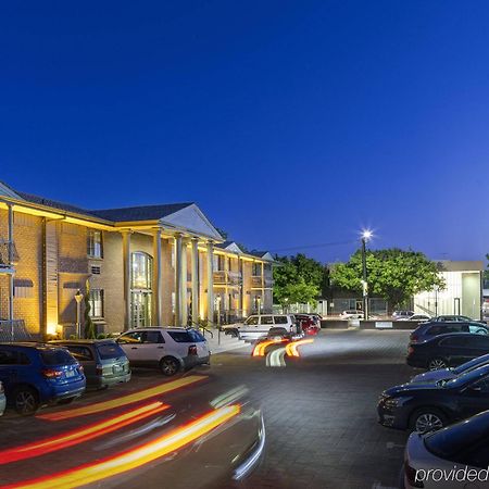 Adelaide Inn Exteriör bild