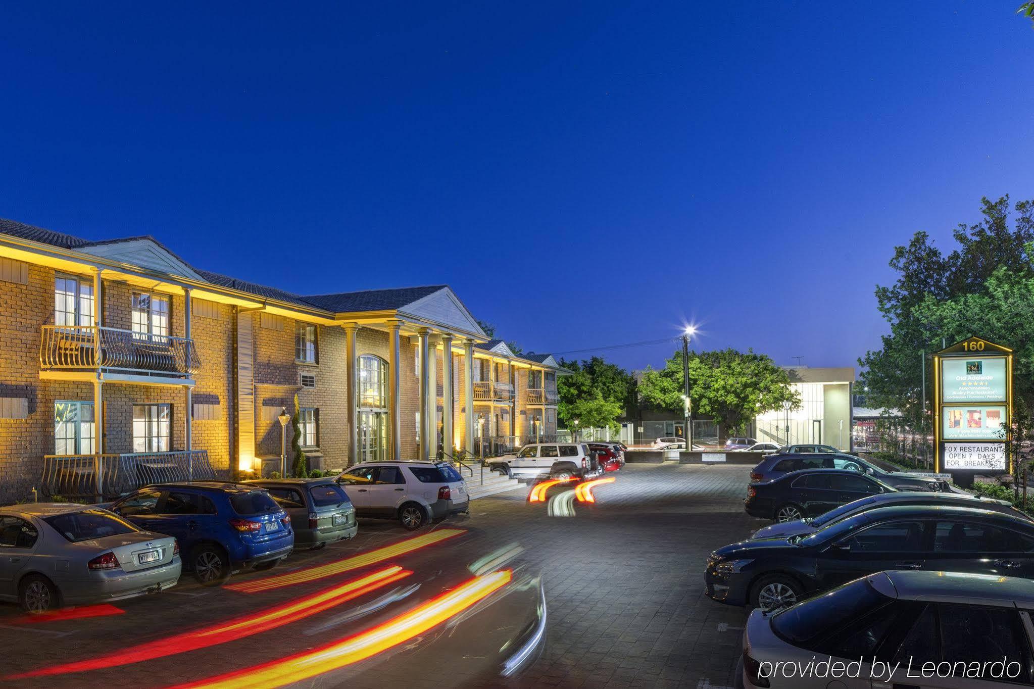 Adelaide Inn Exteriör bild
